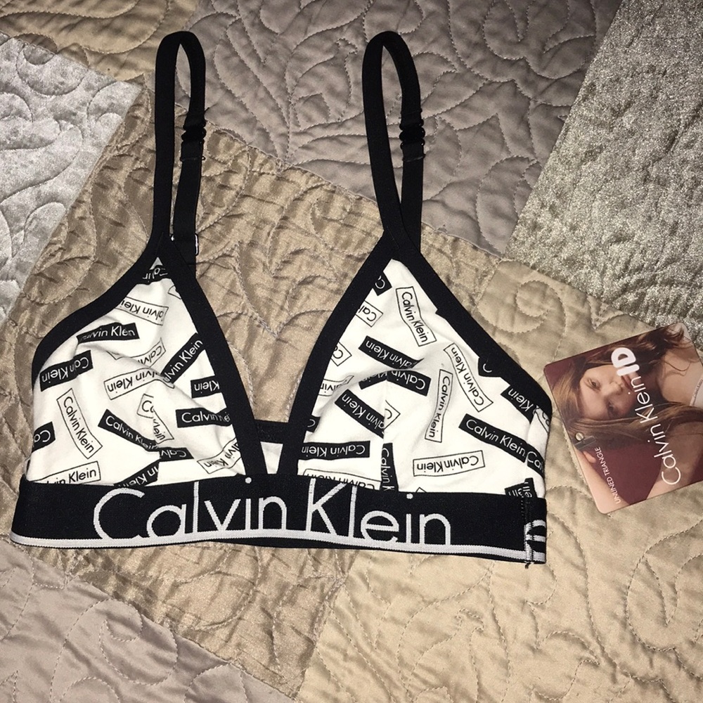 Calvin Klein ID Logo Triangle Bralette